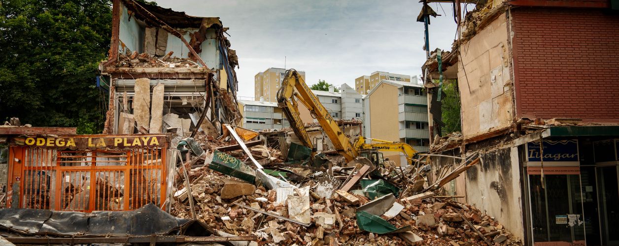 How to Dispose of Demolition Debris?