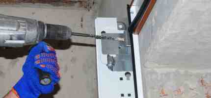 How to Fix a Door That Won't Latch